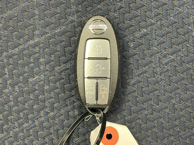 【付属品】このクルマ限定で使える装備品が付いています！使い方などはぜひ実際に店舗にお越しいただき、専門スタッフにお尋ねください！