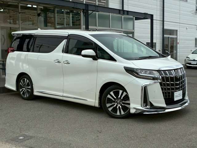 ご来店頂く全てのお客様をスタッフ一同笑顔で、お出迎えさせて頂きます。　些細なことでも構いませんので、ご連絡をお待ちしております。　　お問い合わせ電話番号は、0567-31ー6760までお願い致します。