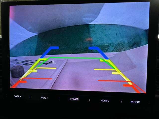 【バックカメラ】駐車の時も安心です♪