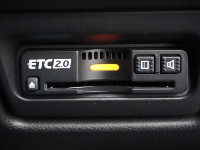 今や必需品の◆ETC車載器　装備車◆　有料道路を利用する際にスムースに通過でき、わずらわしい料金支払いから開放されます！