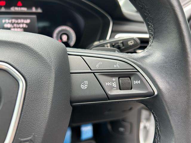 輸入車ディーラー採用のドライブレコーダーも選べます。万が一の事故際のお守りとしていかがでしょうか？その他さまざまなオプションをご用意しております。