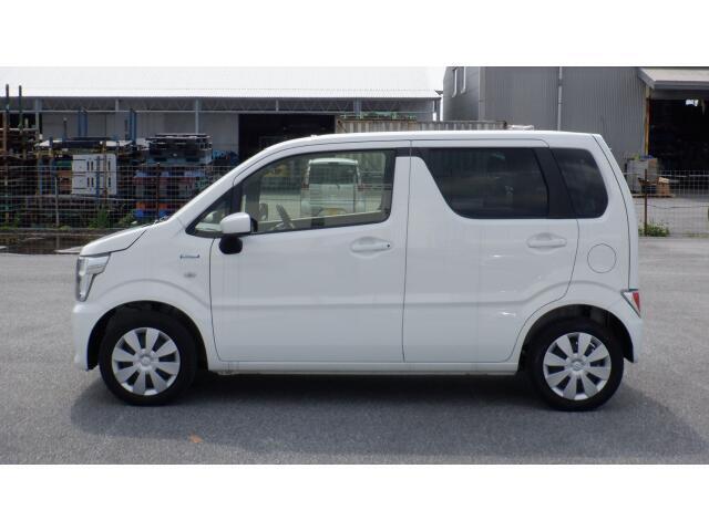 お財布に優しい燃費の良いコンパクトカーです