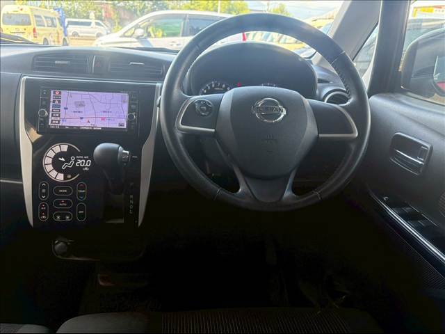 ☆純正ナビ☆TV☆Bluetooth☆アラウンドビューモニター☆エマージェンシーブレーキ☆キセノン☆フォグ☆オートハイビーム☆アイドリングストップ☆ETC☆ナビ連動ドラレコ☆走行4.0万☆試乗可能☆