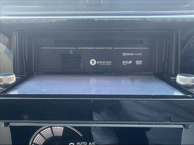 ☆純正ナビ☆TV☆Bluetooth☆アラウンドビューモニター☆エマージェンシーブレーキ☆キセノン☆フォグ☆オートハイビーム☆アイドリングストップ☆ETC☆ナビ連動ドラレコ☆走行4.0万☆試乗可能☆