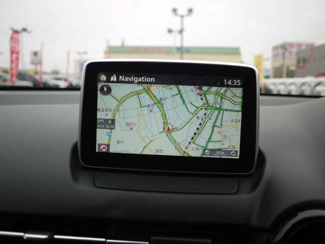 冬の必需品をお得にそろえたウィンターパックも完備！スタットレスタイヤアルミホイール組、スノーブレード、下廻り防錆処理のセットになります。詳しくは当店スタッフまでお問合せください。