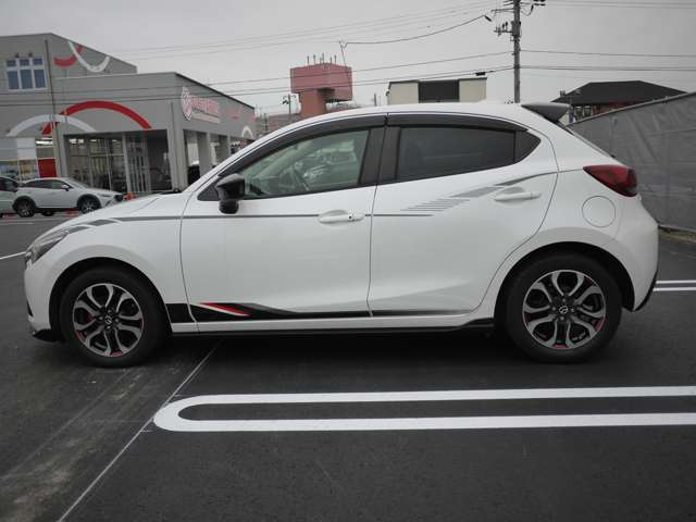 当社の展示車は全車両に第三者機関のAISにて車両状態を評価しております☆修復歴の有無は勿論、内外装のの交換歴や現状のダメージの有無を正確に表示☆品質評価表もあります☆