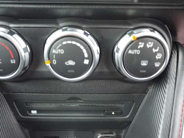 アップルは全国チェーンですので店頭に在庫が無いお車や、珍しいお車が欲しいなどお客様のご希望に沿ったお車をご提案させていただきます！