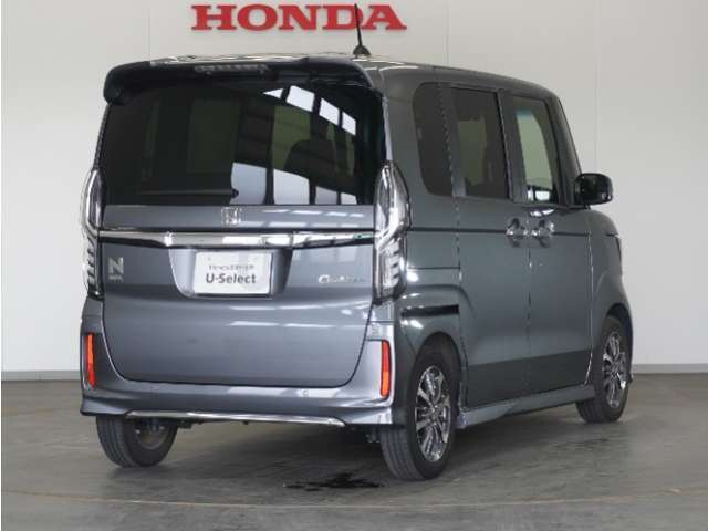 車両本体価格以外に必要な諸費用を含めたお支払い総額で検討して下さい！車両価格は安いけど諸費用が高い！なんてことにならないように当店は購入に必要な金額＝総額を表示しております！