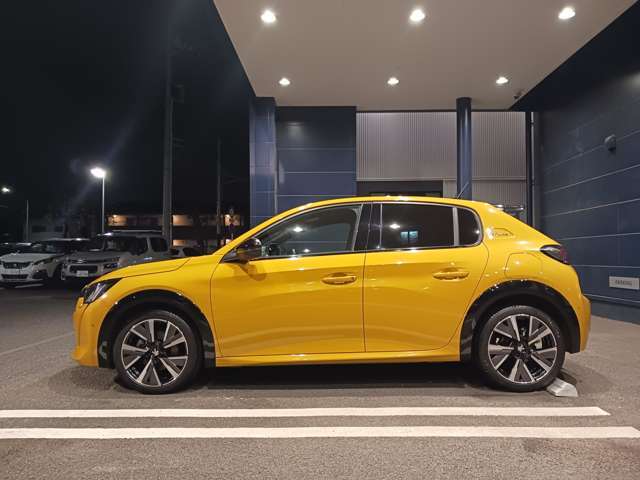 内外目立った装傷凹みございません。綺麗な状態です。