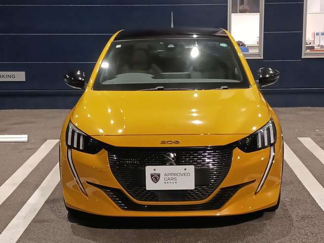 お忙しく実車確認できないお客様にも安心してご購入頂けるクオリティを目指しております。全国のディーラーで保証が受けられます。