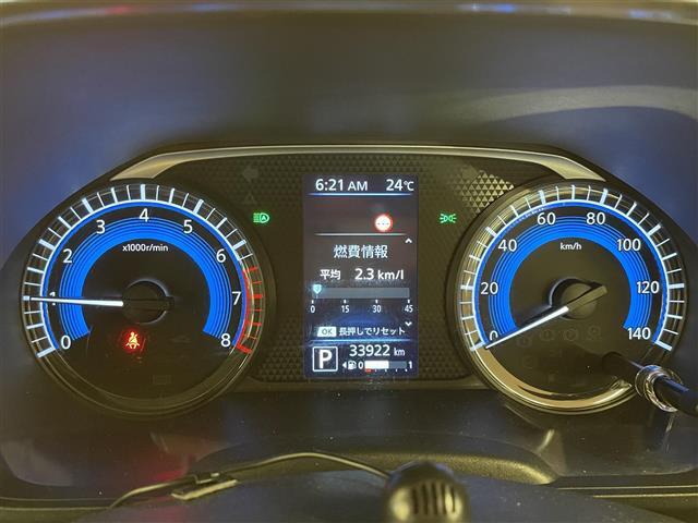 【スピードメーター】メーターがシンプルで見やすく運転しやすいですね！