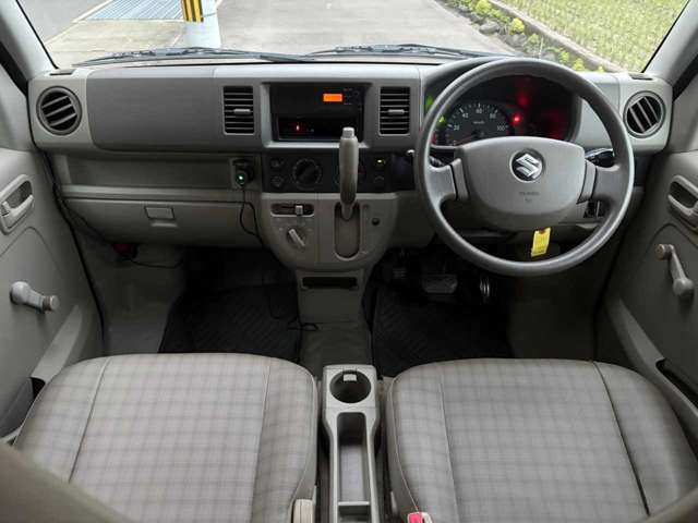 自社陸送便や、陸送手配も全力で対応させて頂きますのでご相談ください♪