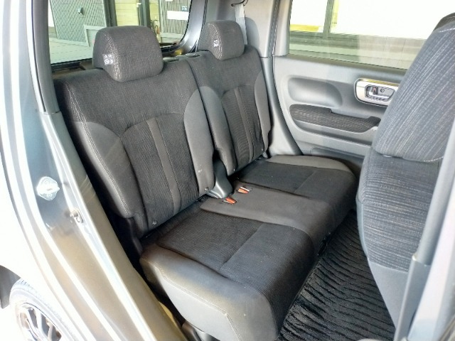 ☆外装のお手入れが楽々な＜ガラスボディーコーティング＞や、雨や雪の日も安心な＜フロントガラスコーティング＞、北海道の必需品！＜下回り錆止め塗装＞なども各種ご用意しております。