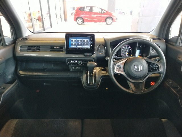 ☆お車のご購入はもちろん【車検・点検】【オイル交換】【部品取付】【自動車保険】など、カーライフ全般を南インター店でしっかりサポート！お気軽に【011-895-7111】までご相談ください！