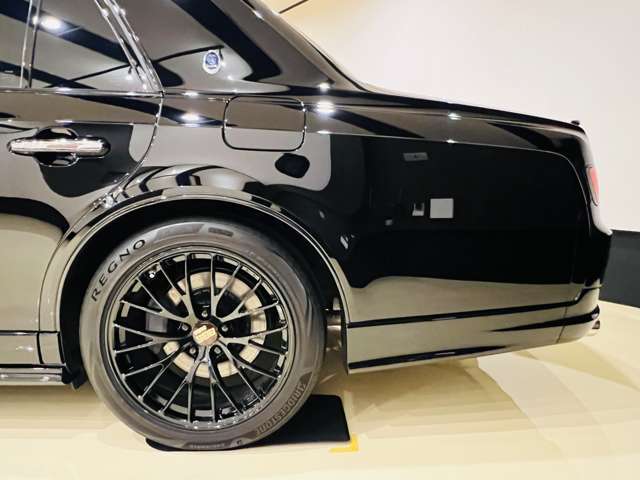 メカニズムAVS機能付電子制御エアサスペンション（車高切替機能付）EBD（電子制動力分配制御）付ABS＋ブレーキアシストECB（電子制御ブレーキシステム）