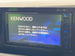 【ナビゲーション】目的地までしっかり案内してくれる使いやすいナビ。Bluetooth接続すればお持ちのスマホやMP3プレイヤーの音楽を再生可能！毎日の運転がさらに楽しくなります！！