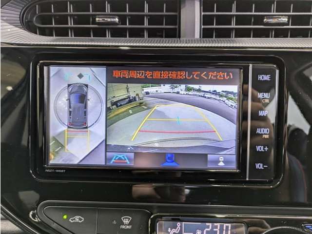 駐車が苦手な方にも安心なバックモニター付き