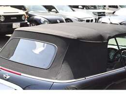 【幌】幌の状態も非常によく、破れやシミなども当然ございません。