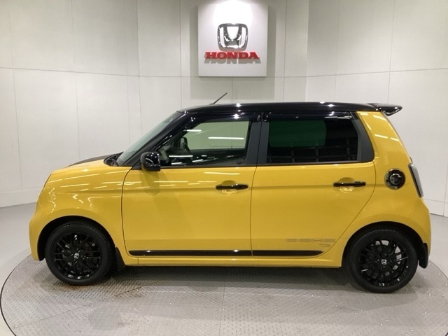 Honda認定中古車 U-Selectは3つの安心をお約束します。　1　Hondaのプロが整備した安心。 2　第三者機関がチェックした安心。　3　購入後もHondaが保証する安心。