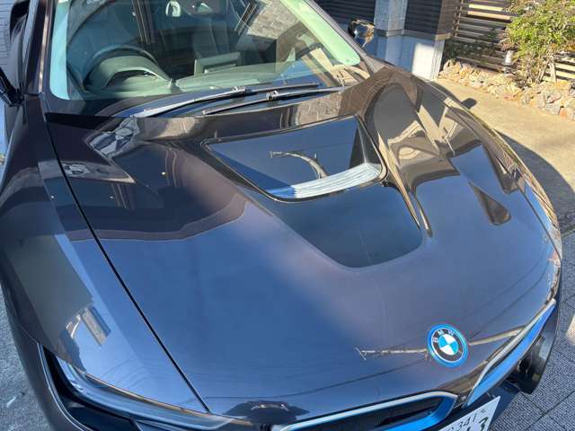 初めて中古車を購入される方、知識に自信がない方にも担当スタッフが親切丁寧にご説明差し上げます。任意保険についてなど、何でもご相談ください。ご満足いただけるよう対応させていただきます！
