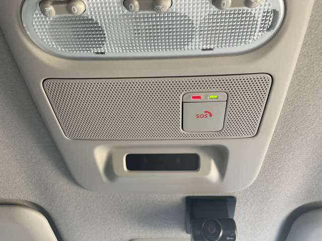 万が一の時だけではなく、煽り運転被害にあっているときも安心の『SOSコール』