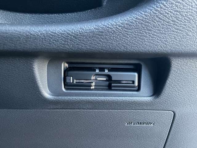 ETC搭載で、高速道路料金所もス～イスイ♪