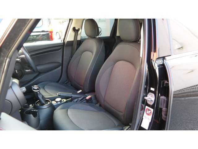 ■自動車業界歴は30年になります■嘘偽りのない正直な商売を心がけています■リピーターの方がほとんどですがもちろん新規のお客様も大歓迎でお待ちしています■