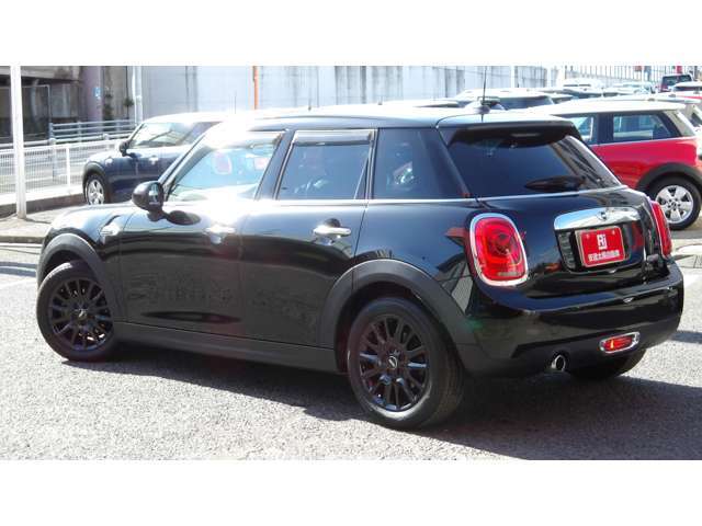 ■特典5■全車、入庫時、販売時に徹底したクリーニングを実施しています■できるだけ禁煙車のみを仕入れるように心がけています■