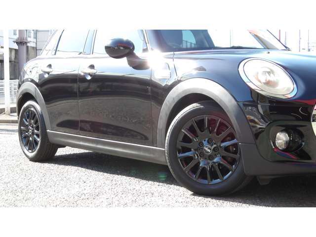 ■特典7■入庫順に全車鑑定（第3者評価）を実施しています■現車を見ずに画像だけでも安心してお買い上げいただいています■鑑定とは、プロの鑑定師が中古車の車両状態を鑑定するサービスです■