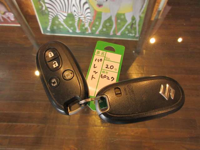 お得ですね。スマートキー2個ございます。