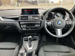 ナビ　バックモニター　ETC　コンフォートアクセス　Mスポーツサスペンション　Mエアロダイナミックパッケージ　パークアシスタント　パークディスタンスコントロール　フロントシートヒーティング　18AW