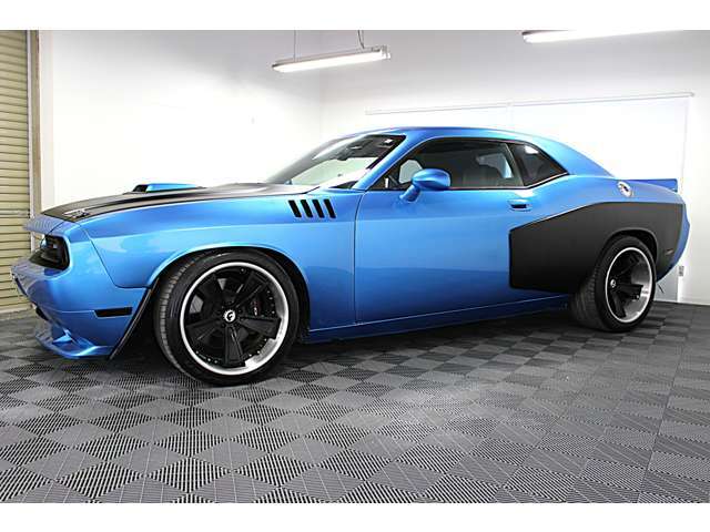 ダッジ チャレンジャー SRT8 2008年 8.3万キロ (東京都) SAN