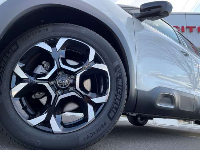 シトロエン・DSの在庫車多数ございます！お気軽にお問い合わせくださいませ！