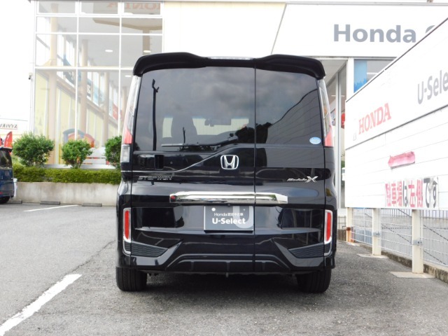 車輌後方になります！当店はホンダ認定正規ディーラーです！先ずはお問合せください！TELは04-7181-8220へ！webからなら24時間いつでもお問合せいただけます！