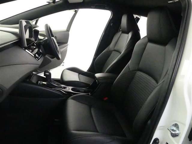 見通しのよいすっきりとした視界で、誰でも運転しやすいです。運転のしやすさは疲れにくさにも繋がりますよ♪