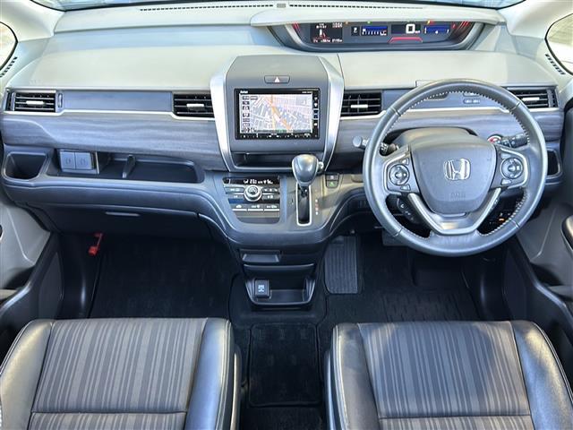 【インパネ全体】全方位で視界が広く、高い目線で運転もしやすいです！