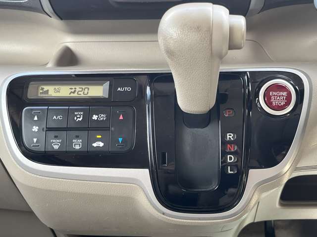 大変お得なメンテナンスパックをご紹介させていただいております。点検の際にはお車を持ってきていただくだけでOKです。
