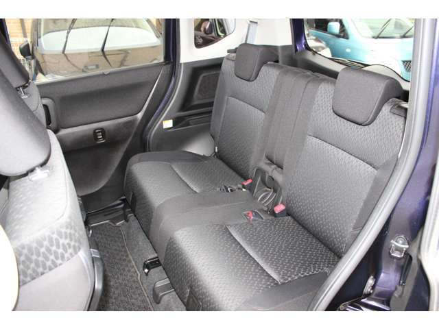 提携サービス認証工場がありますのでご購入後のメンテナンスもしっかりサポート！とにかくクルマを売りたい、買いたい、買換えたい、お客様のご希望をお応えいたします！■是非ご来店お待ちいたしております■