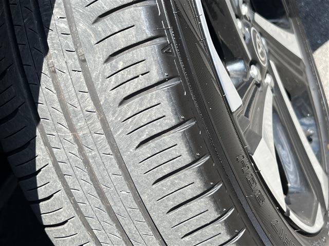 直進して「オートバックス」のある信号を左折して左手に当店がございます！