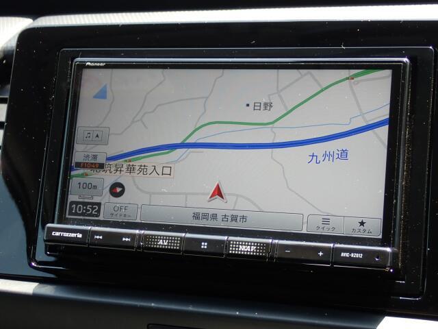 ナビ装備で知らない場所もあっという間に検索♪ちょっとしたお出かけや旅行もこれでばっちりですね。