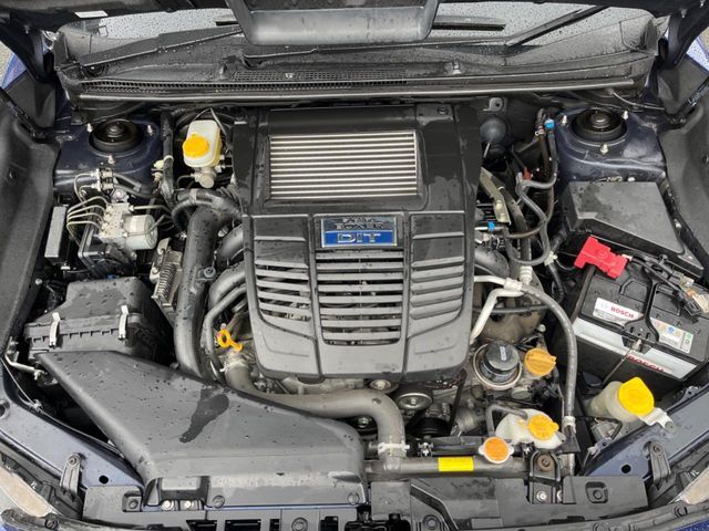 親切・丁寧な専門メカニックスタッフが応対！・車検・点検整備・事故等の修理などアフターサービスも安心。お車のカスタマイズもネクステージのサービススタッフまでご相談ください！