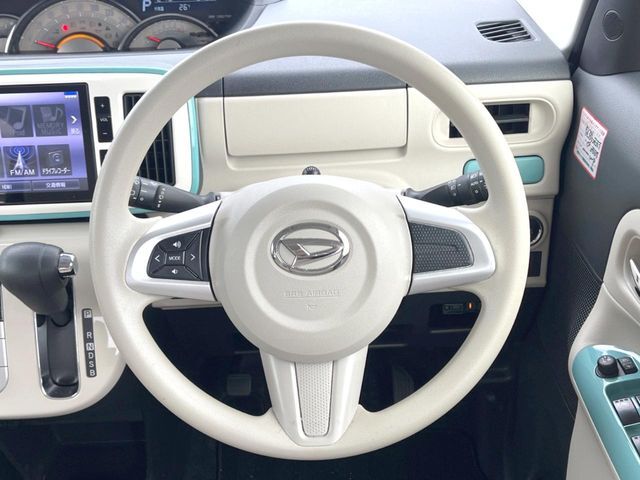 【ステアリングスイッチ】運転中、前方から目線をそらすことなく、オーディオ等の操作が可能な便利機能！安心＆快適なドライブを演出してくれます♪