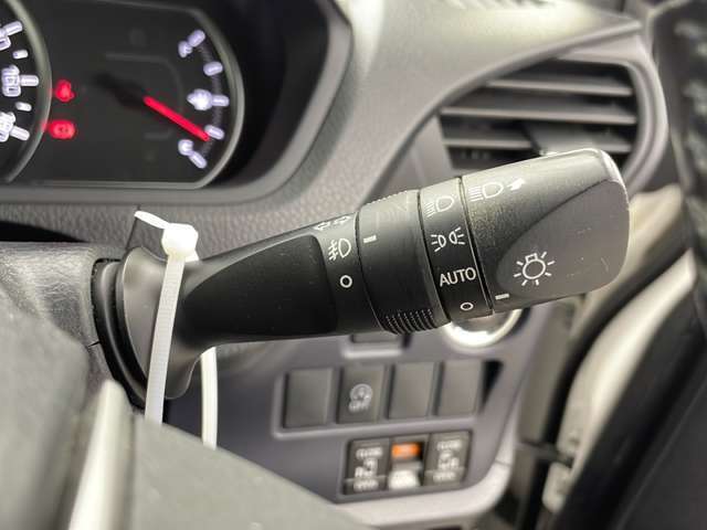 【運転席操作部】快適なドライブを楽しむための機能が装備されています！運転席から触れるので、使いやすいです！除菌プランいれていただくと、さらに清潔で安心していただけます！