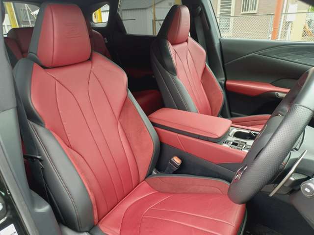 ご購入の際「カーセンサーを見た！」と言って下さい。納車時にガソリンを満タンでお渡し致します。お気に入りの愛車ですぐにたくさんドライブして素敵な思い出を作って欲しいので当店からのささやかな気持ちです。