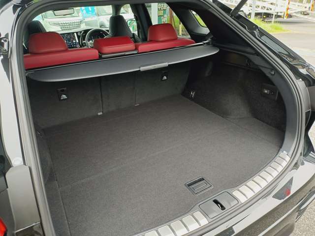 仕入の段階で走行距離に異常がないか日本自動車査定協会の走行管理システムでチェックを行ってから販売しております。お客様に安心してお車を乗って頂きたいので走行不明車・メーター改ざん車の販売は致しません。