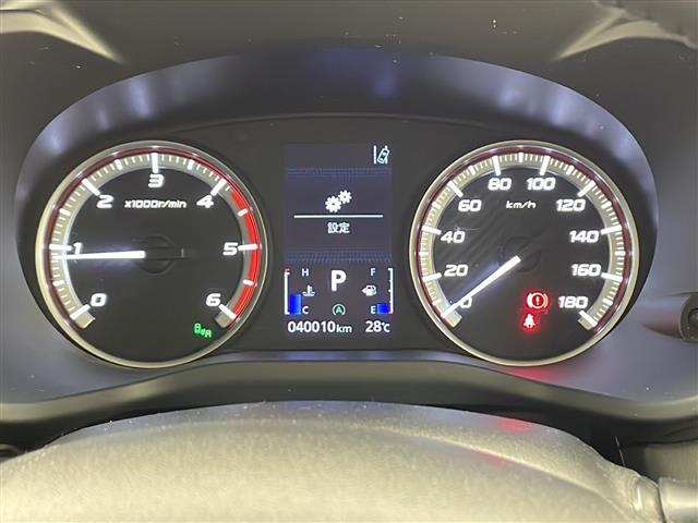 【スピードメーター】メーターがシンプルで見やすく運転しやすいですね！
