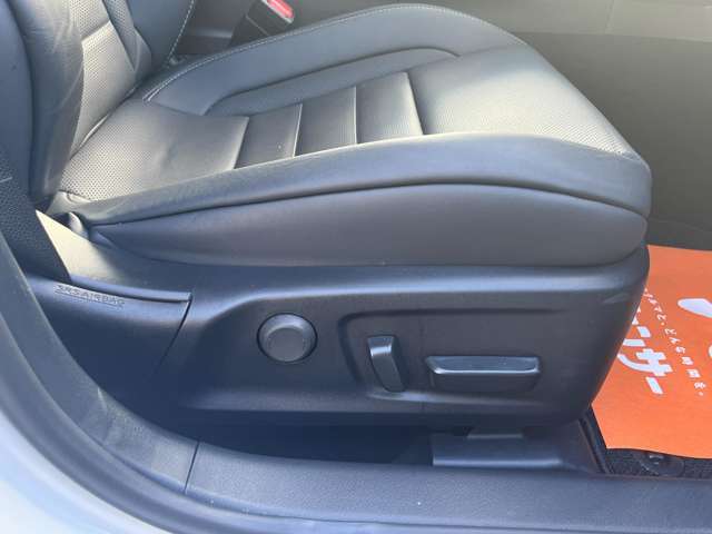 将来的な不具合等のトラブルを避ける為、修復歴・事故歴のある車は展示しておりません＾＾