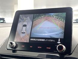【マルチアラウンドモニター】専用のカメラにより、上から見下ろしたような視点で360度クルマの周囲を確認することができます☆死角部分も確認しやすく、狭い場所での切り返しや駐車もスムーズに行えます。