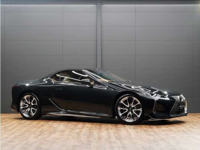 ■走行1800キロ■モデリスタエアロSET(F/S/R)■純正OP21インチ鍛造AW■本革ベンチレーターシート■シートエアコン＆シートヒーター■ヘッドレストヒーター■3メモリー機能Pシート■ステアリングヒーター