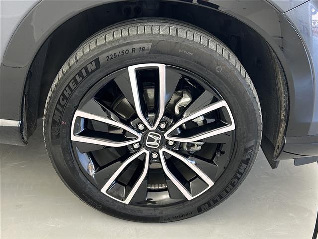 【タイヤ・ホイール】『タイヤ/ホイール周辺』の画像になります。写真の内容に関してご不明点、ご質問等がございましたらお気軽にガリバー店舗までお問い合わせください。